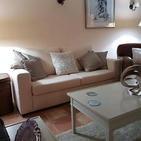 Villa Beautiful 2-bed In Quinta Do With Pool