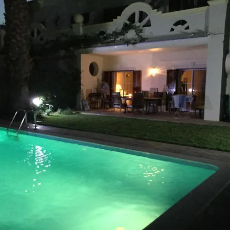 Beautiful 2-bed In Quinta Do With Pool Villa *
