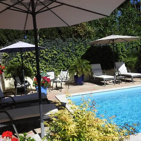 Beautiful 2-bed In Quinta Do With Pool Villa *