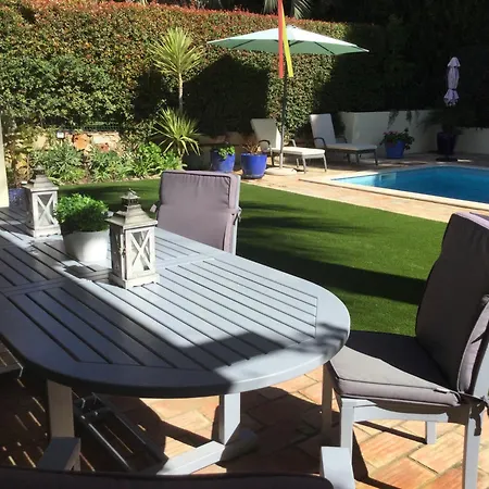 Beautiful 2-bed In Quinta Do With Pool