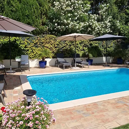 Villa Beautiful 2-bed In Quinta Do With Pool *